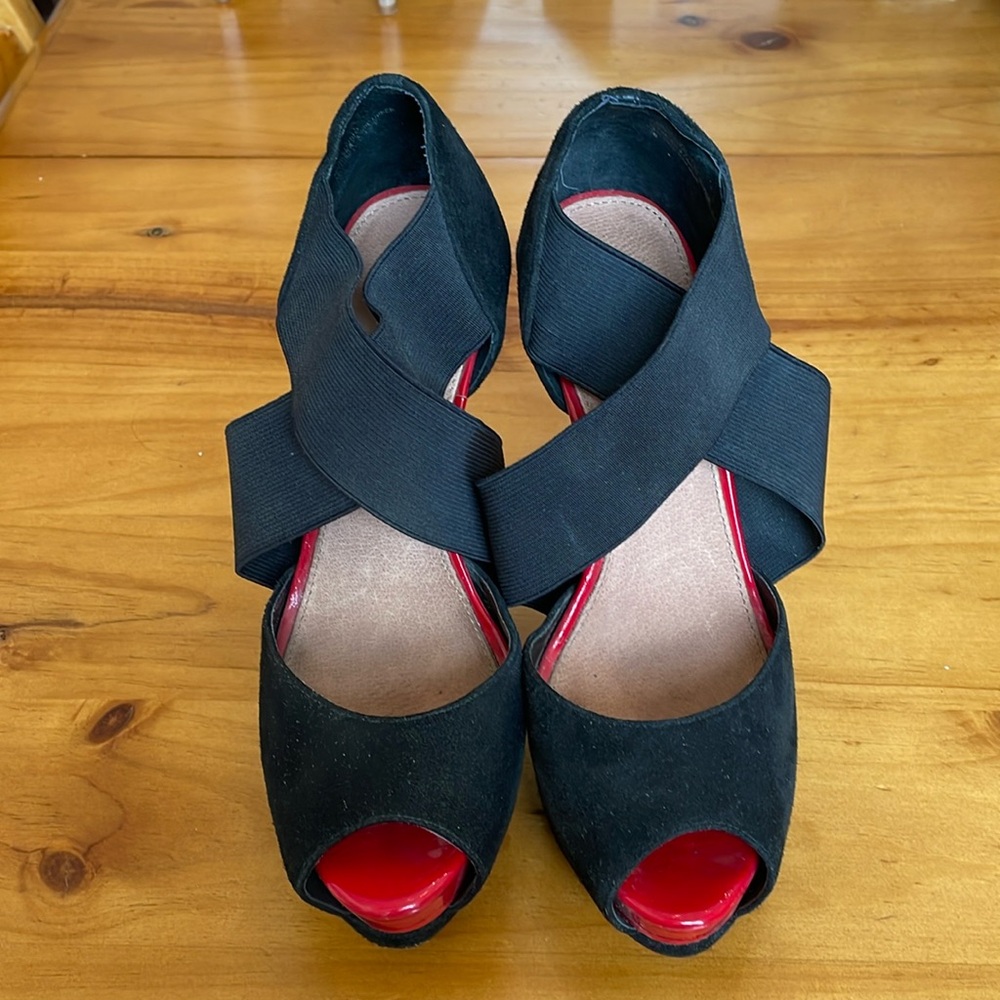 Red peep toe black heels